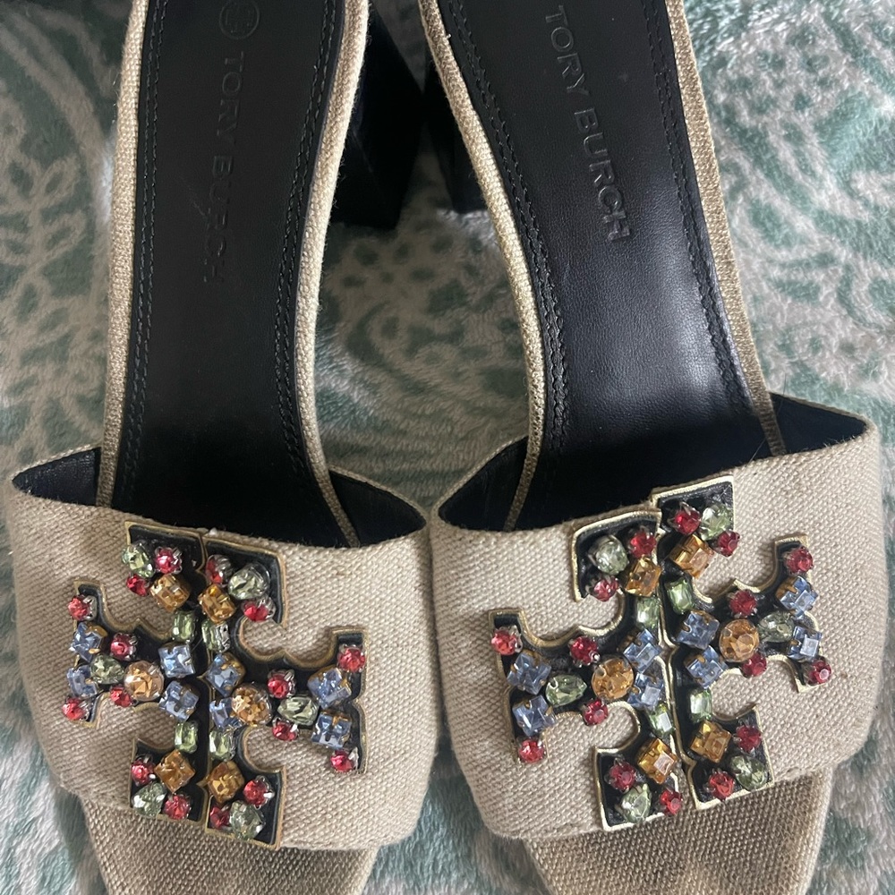 Worn a few times